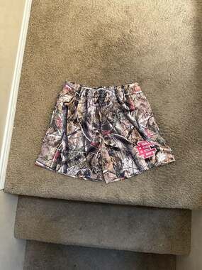 Eric Emanuel EE Basic Short Real Tree Camo Pink